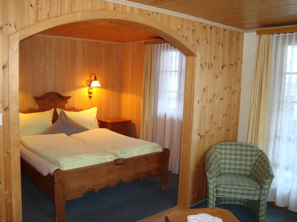 Hotel Restaurant Alpenblick Ernen Eksteriør billede