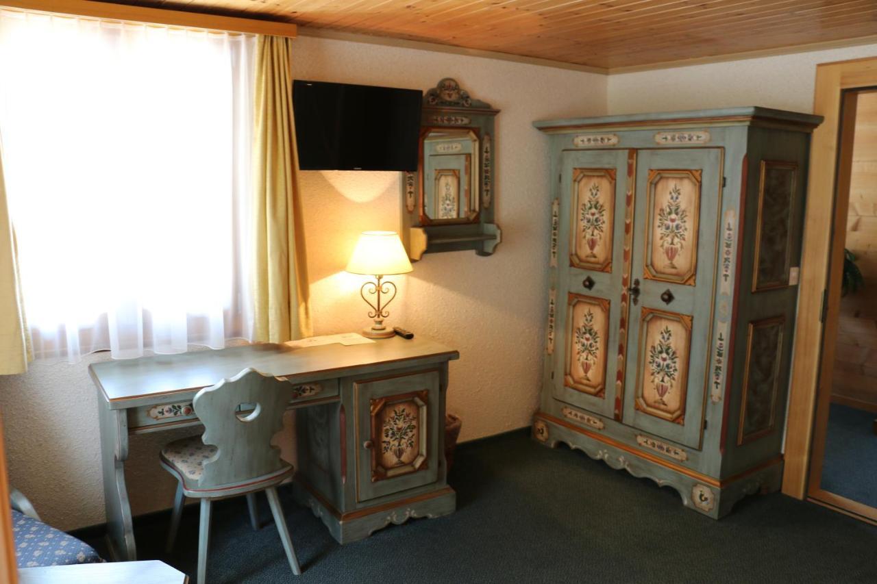Hotel Restaurant Alpenblick Ernen Eksteriør billede